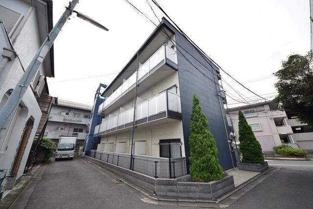 レオパレスアルメリアの物件外観写真