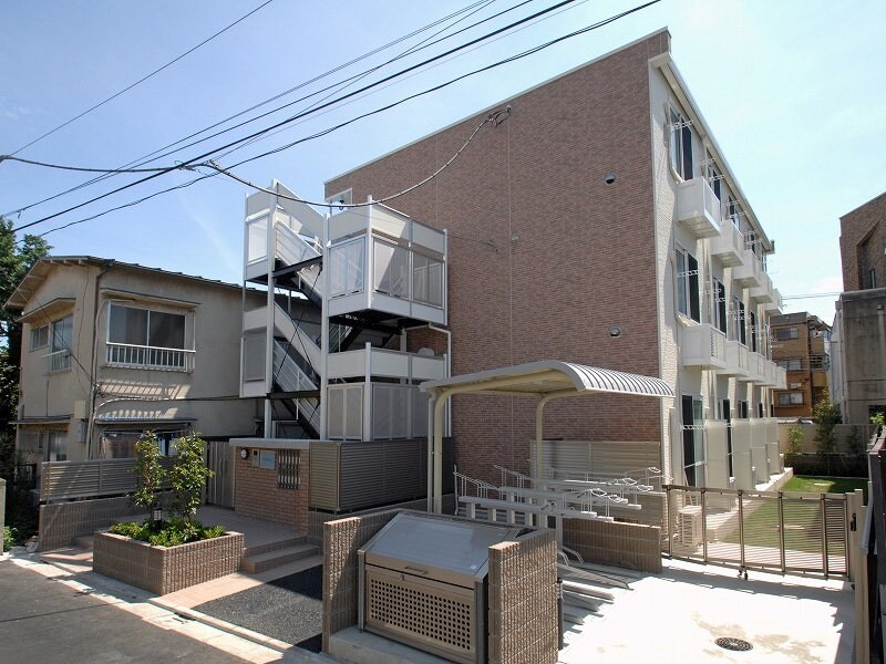 レオパレスサンフラワーAの物件外観写真