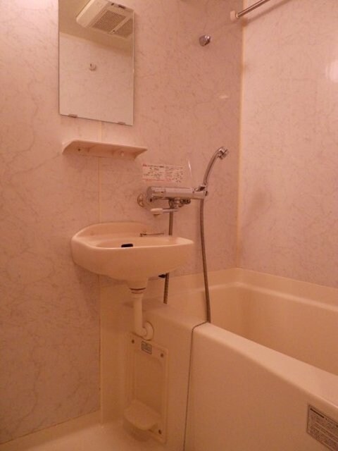 ルーブル豊玉参番館の物件内観写真