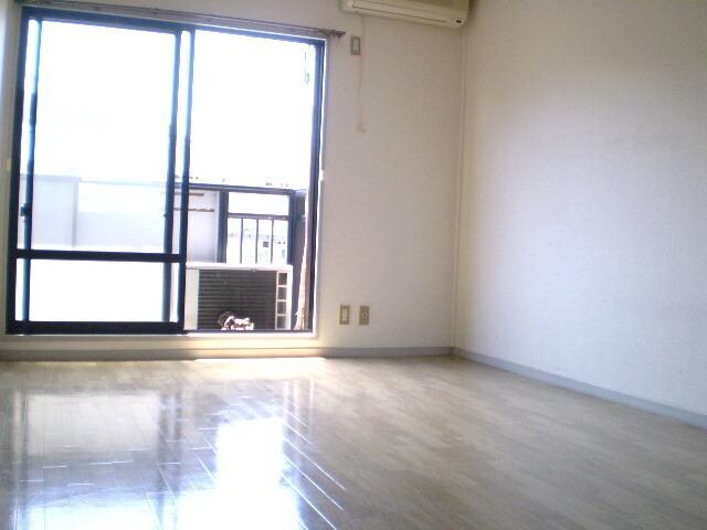 コートナカミチCの物件内観写真