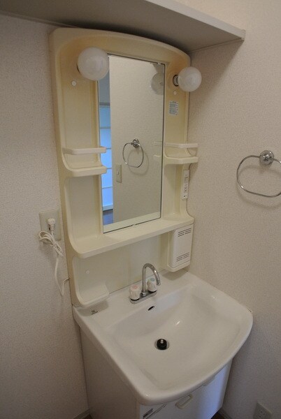 オリンピアBの物件内観写真