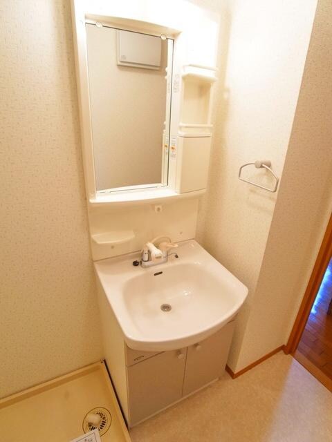 クレッセントガーデンの物件内観写真