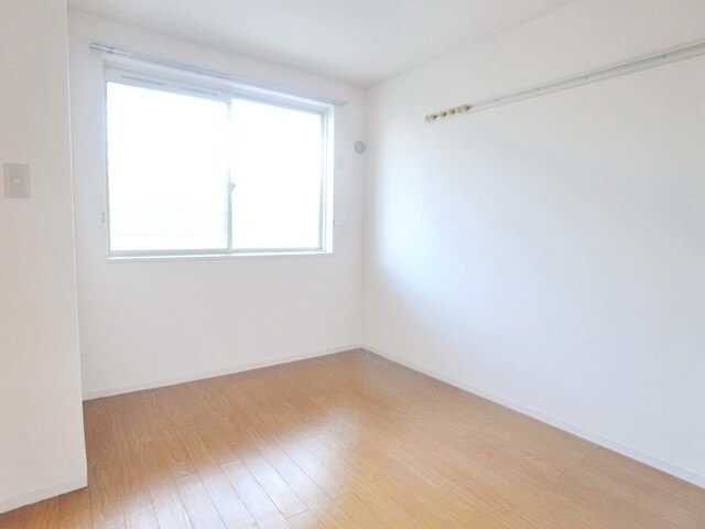 グランディール山中の物件内観写真