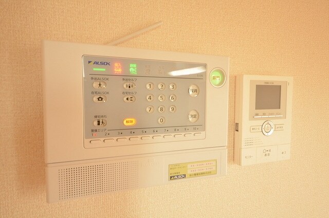 Y’sフラット Aの物件内観写真