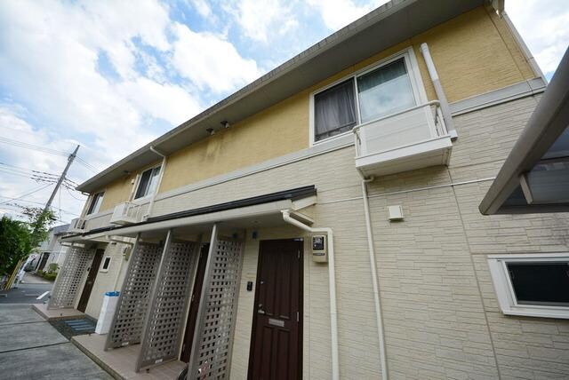 グリーンパレスの物件外観写真