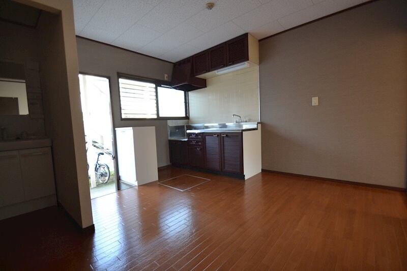 グランデュール松原の物件内観写真