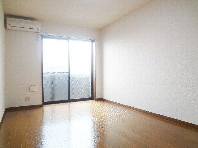 アンプルールクラージュ仲原 の物件内観写真