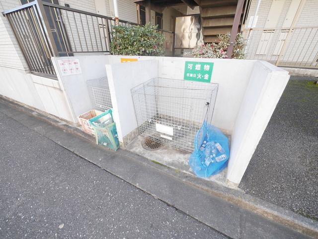 アドニスイーストの物件内観写真