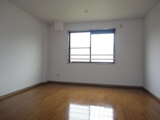 クオリティレジデンスIIの物件内観写真