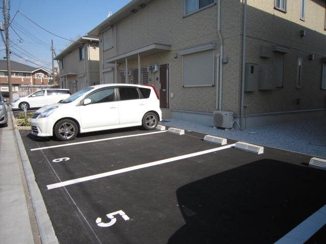 ファヴォーレIIIの物件内観写真