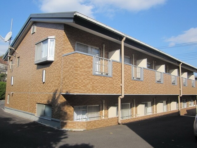 ラフィネ多摩平の物件外観写真