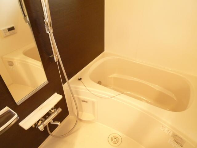 メゾン ソレイユIの物件内観写真