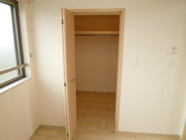 メゾン ソレイユIの物件内観写真