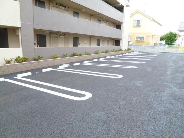 メゾン ソレイユIの物件内観写真