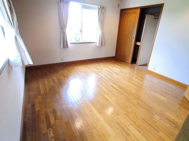 立川市栄町貸家の物件内観写真
