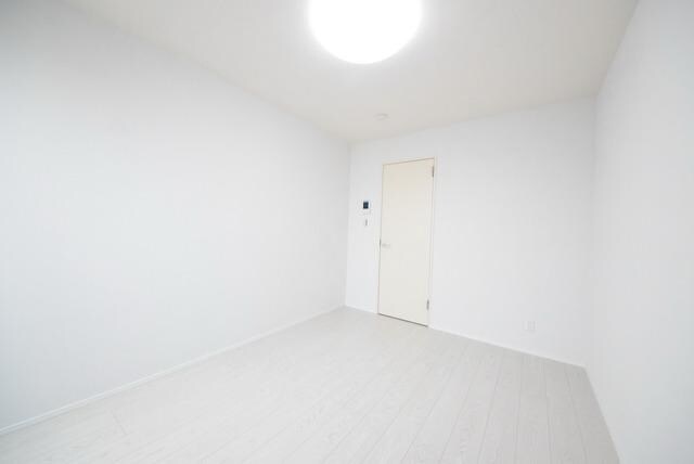 クーネル絹ヶ丘の物件内観写真