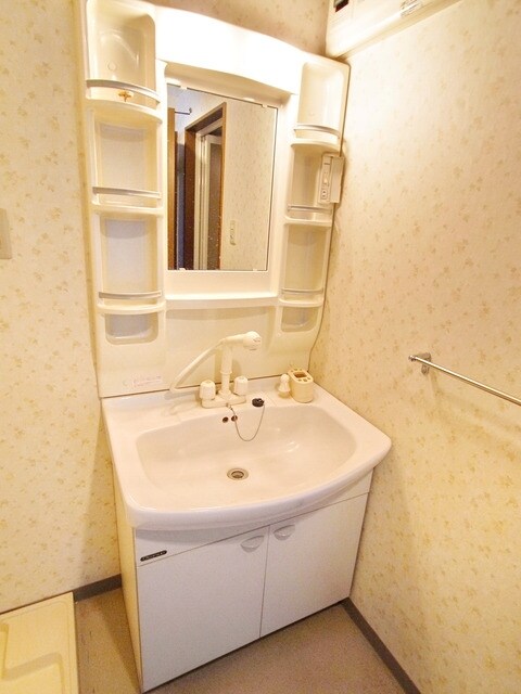 ウィスタリアガーデンの物件内観写真