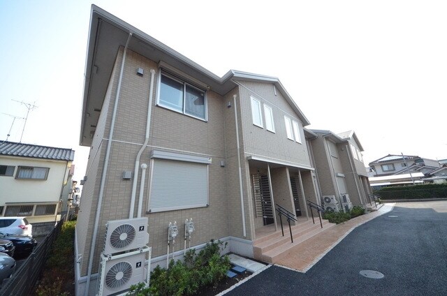 ルミエール ド エスポワール Iの物件外観写真