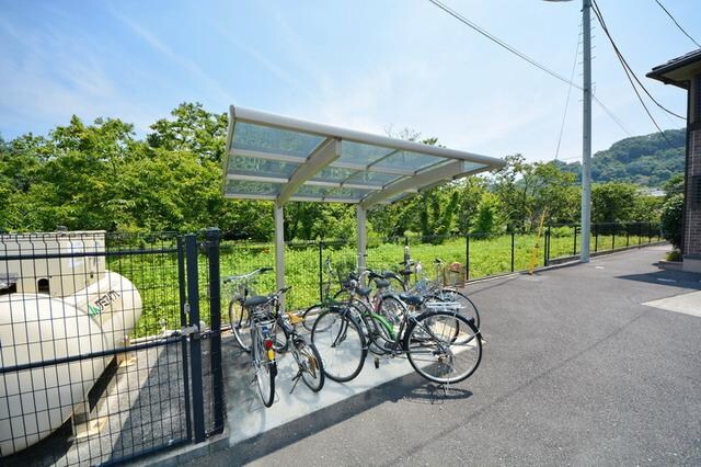 ツインオークスコートNの物件内観写真