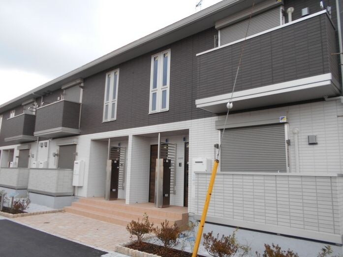 ファヴォーレ Aの物件外観写真