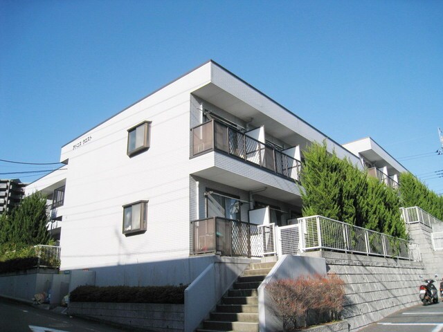 アドニスウエストの物件外観写真