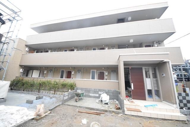 クレイドルの物件外観写真