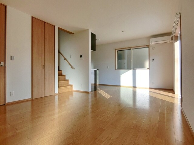 昭島市中神町戸建貸家の物件内観写真