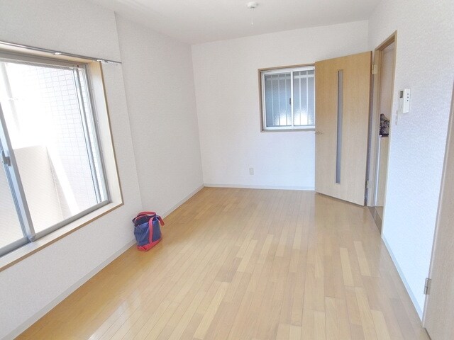 フレア・アサイの物件内観写真