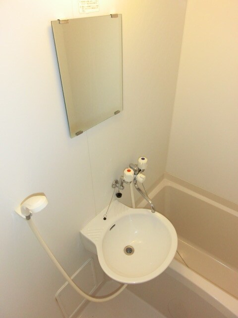 レオパレスベルフローラIの物件内観写真