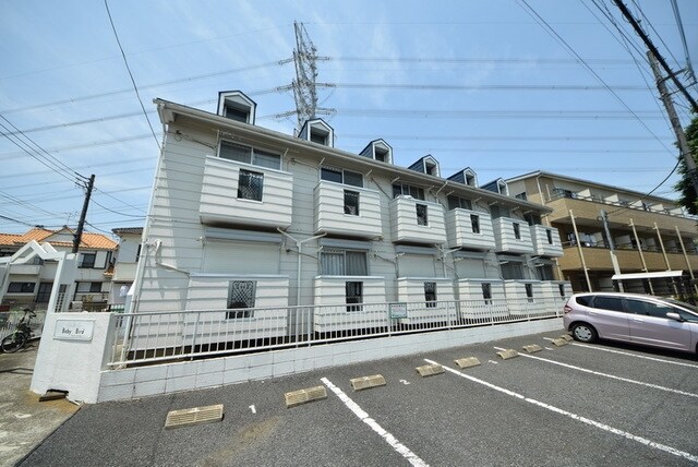 ベビーバードの物件外観写真