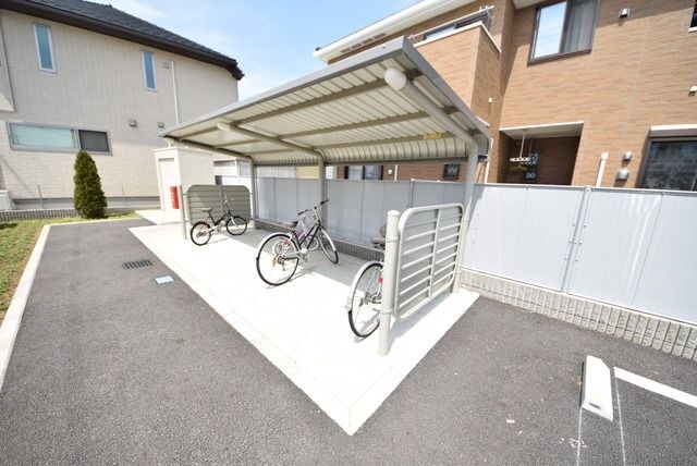 ノイクラールの物件内観写真