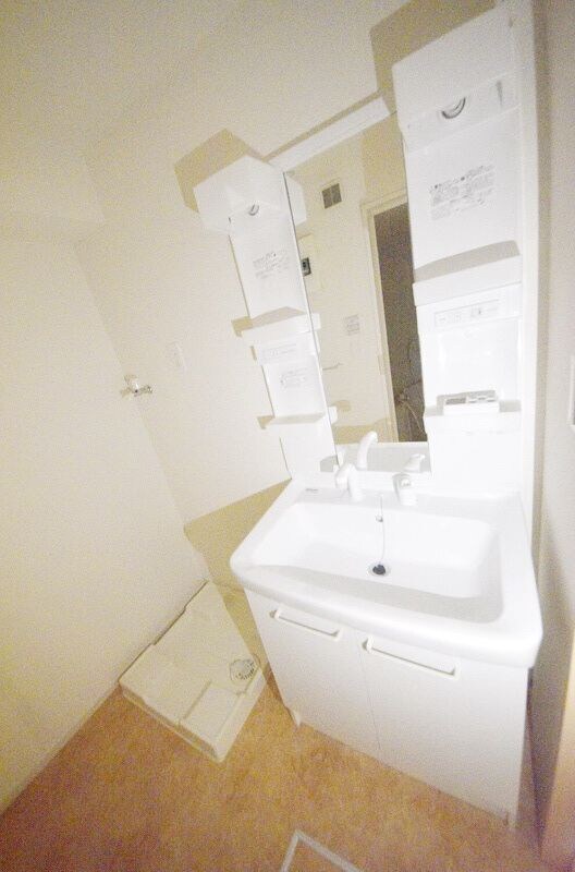 エレガンス ガーデン ハウスIIの物件内観写真