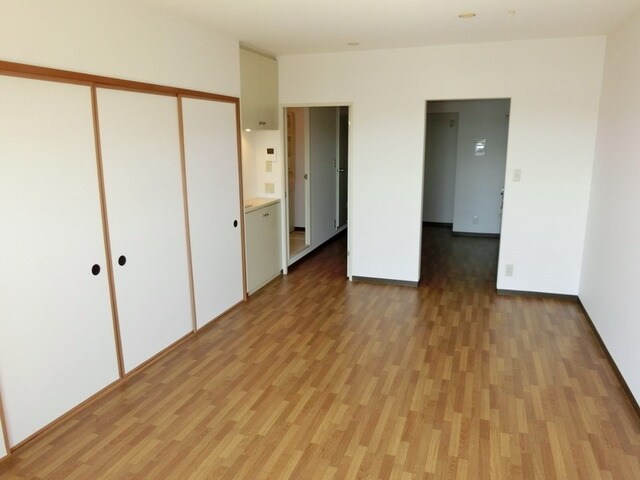 イーストパーク胡録台の物件内観写真