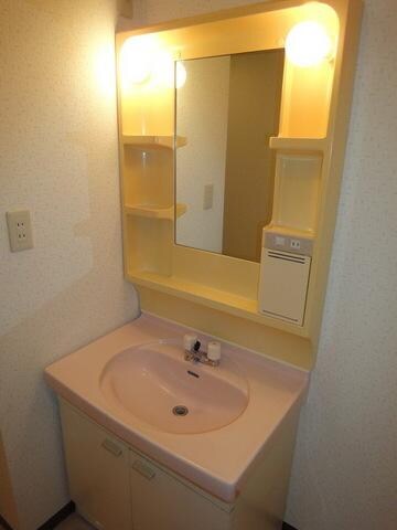 イーストパーク胡録台の物件内観写真