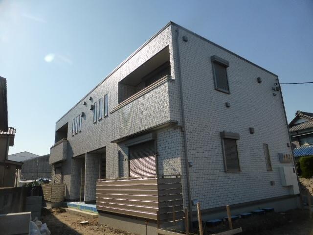 フィカーサの物件外観写真