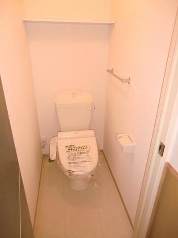 イーズフィールド Bの物件内観写真