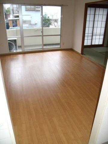 LEO拾八番館の物件内観写真