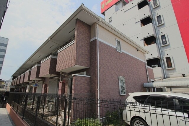 ペルルラヴィの物件外観写真