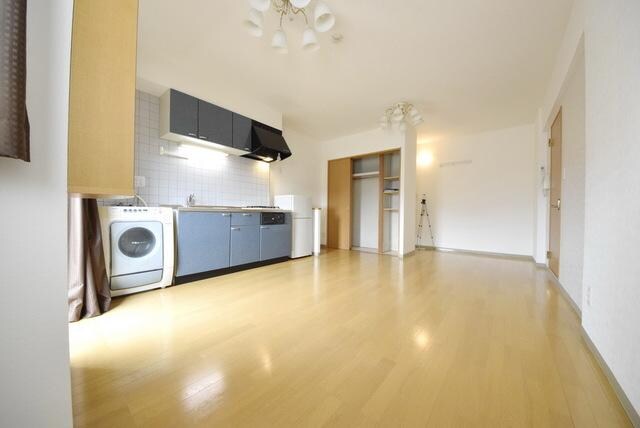 az haus(アーツェットハウス)の物件内観写真