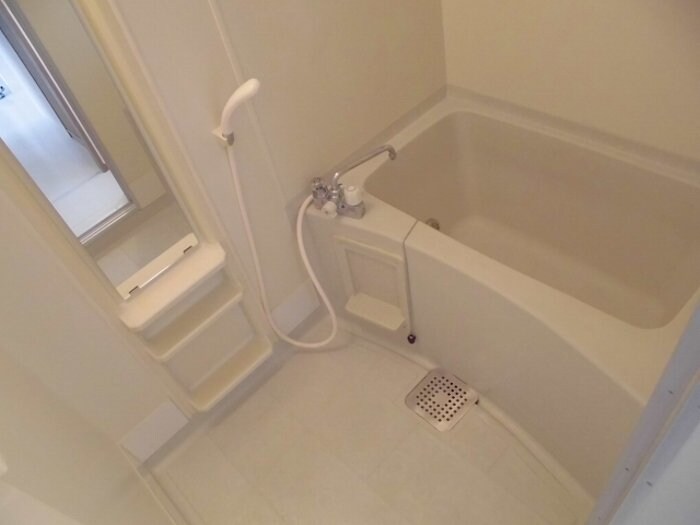 メゾンクレールの物件内観写真