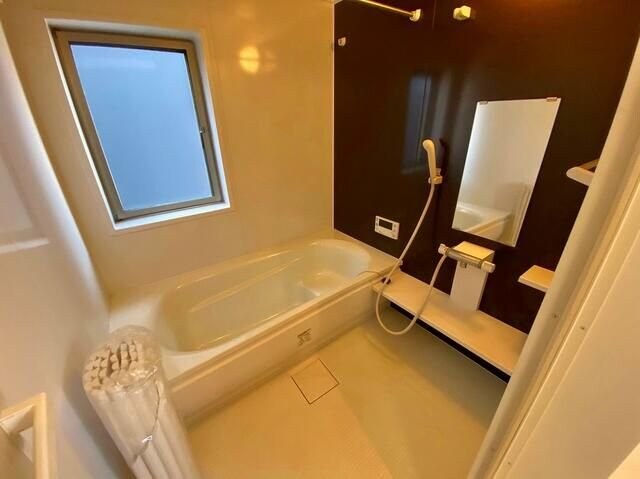 松波貸家の物件内観写真