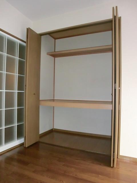 パレドリュンヌの物件内観写真