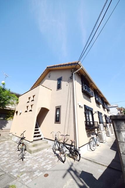 フルール・ド・リスの物件外観写真