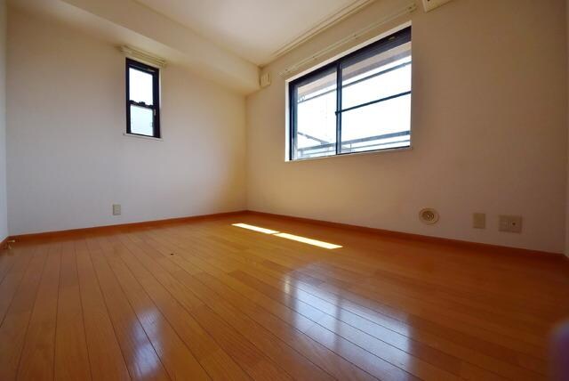 フルール・ド・リスの物件内観写真