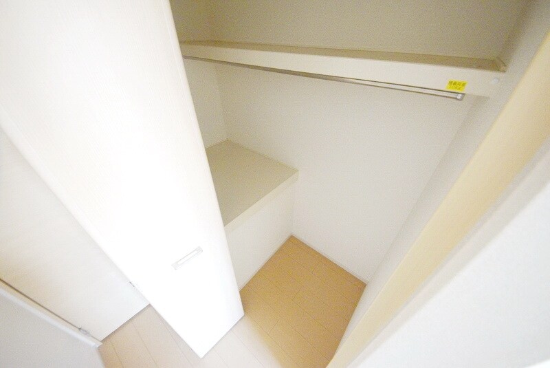 エレガンス ガーデン ハウスIIの物件内観写真