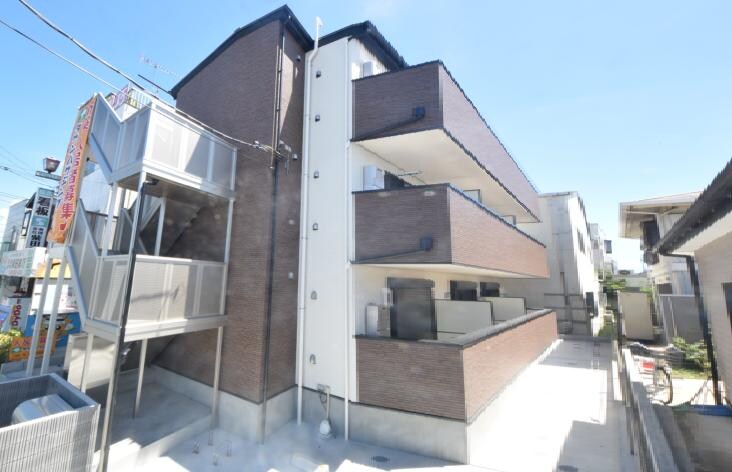 キャメル三郷中央4の物件外観写真