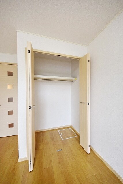 アムールEの物件内観写真