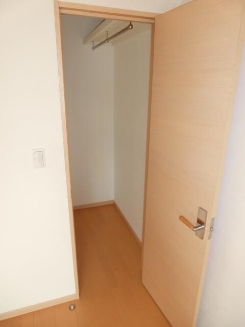 フラット12の物件内観写真