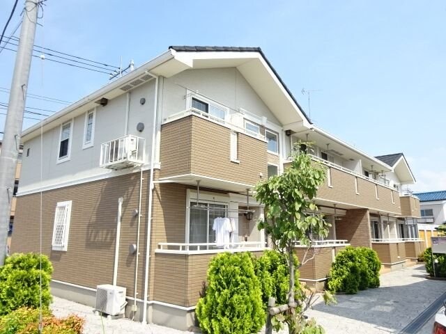 オースティンハウスIIIの物件外観写真