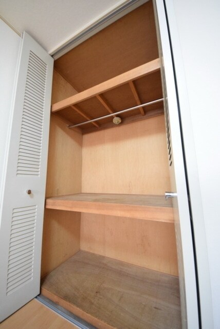 リズ市川平田の物件内観写真